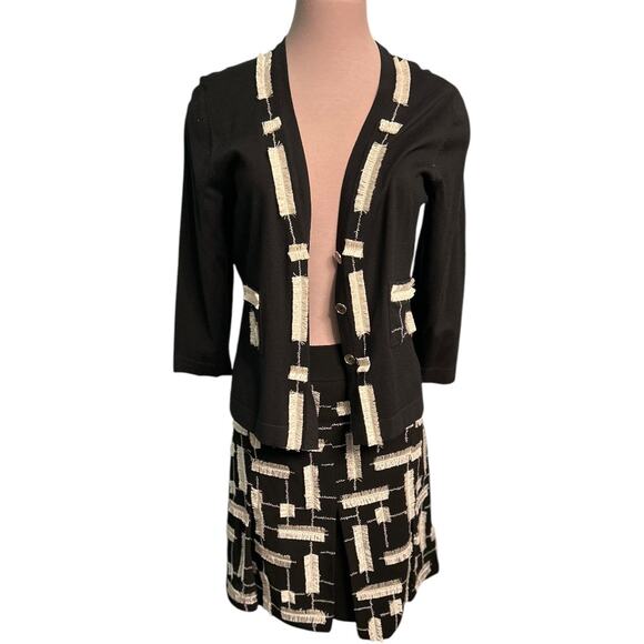 NWOT PRE SE by Carlisle 100% Wool Black Cream Eyelash Pleated Skirt Size 8 - Picture 7 of 7